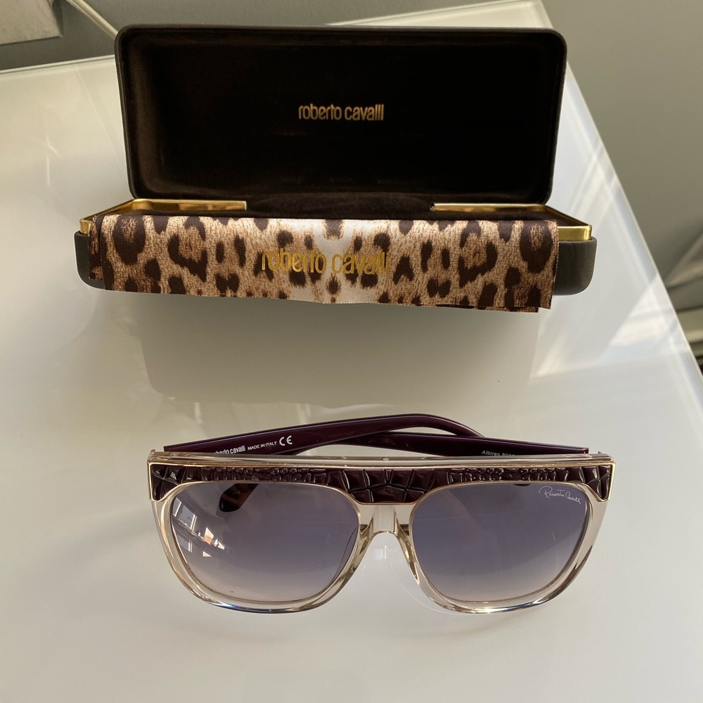 💕Roberto Cavalli Statement Piece Sunglasses 💕